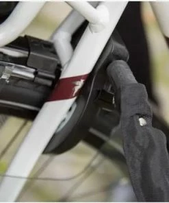 AXA Solid Plus ART2 Fietsslot Met 100cm Insteekketting Set Met Opbergtas - Zadeltas Ketting Slot Zwart -Bobike SHOP 550x370 1