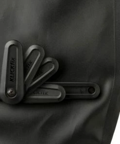 AGU Clean Enkele Fietstas Shelter Medium Set - Geel - 32L - Waterdichte Fietstas - Lichtgewicht - Afneembare Schouderriem - 2 Stuks -Bobike SHOP 550x404 2