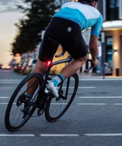 Sigma BUSTER 400 USB LED Fiets Verlichtingset 400 Lumen + Blaze Flash USB Achter Met Remlicht Functie - Li-ion Accu - Oplaadbaar -Bobike SHOP 550x550 445