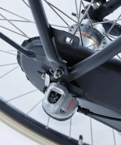 Cortina U4 - Stadsfiets - D50 - Jet Black Matt - R3 -Bobike SHOP 550x733 2