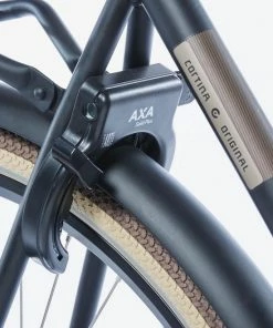 Cortina U4 - Stadsfiets - D50 - Jet Black Matt - R3 -Bobike SHOP 550x733 3