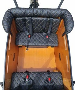 Bakfix Vogue Carry 3 Bakfiets Kussenset, Model Capi Extralux, Kleur Zwart, 3 Cm Dikke Skyleer Bakfiets Kussens -Bobike SHOP 550x815 1