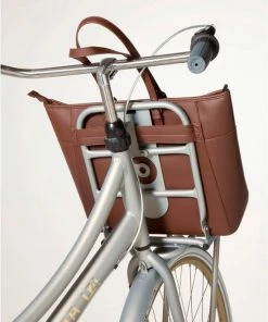 Cortina Milan Handbag PU-leather Enkele Fietstas - 23 Liter - Zwart 20 Cortina Milan Handbag PU-leather Enkele Fietstas - 23 Liter - Zwart -Bobike SHOP 550x822 7